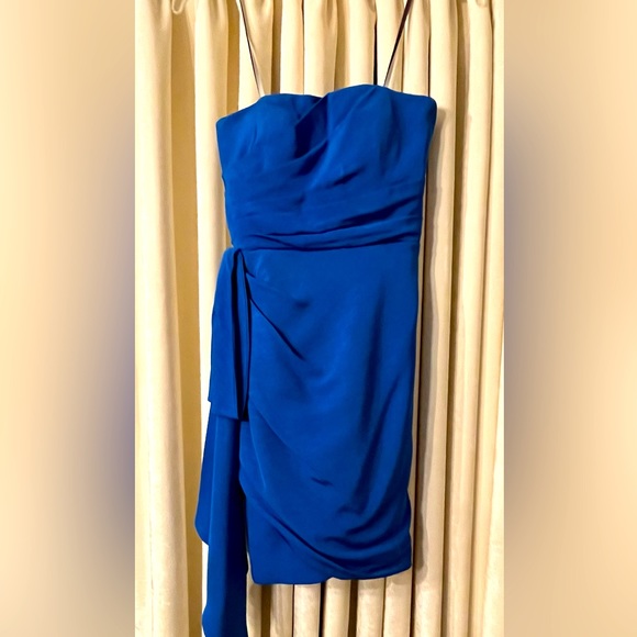 Size 2, minor alterations (built in pads), worn once - Picture 3 of 5